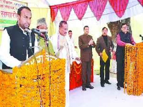 bahraich jila panchayat president nadeem manna took oath
